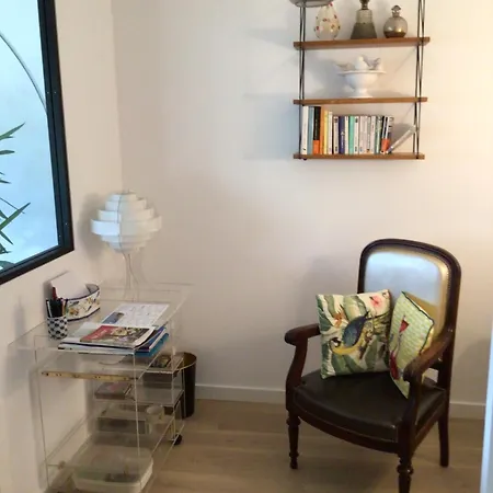 T2bis St Charles * Biarritz